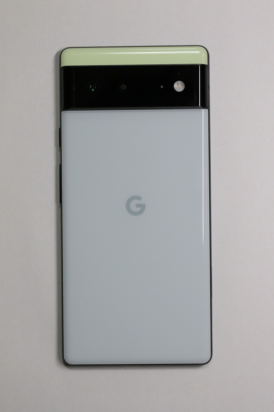 Google Pixel 6 Sorta Seafoam